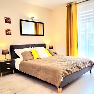 cracow-novum-apartment-downtown-free-parking-4-os.krakowhotelspoland.com/